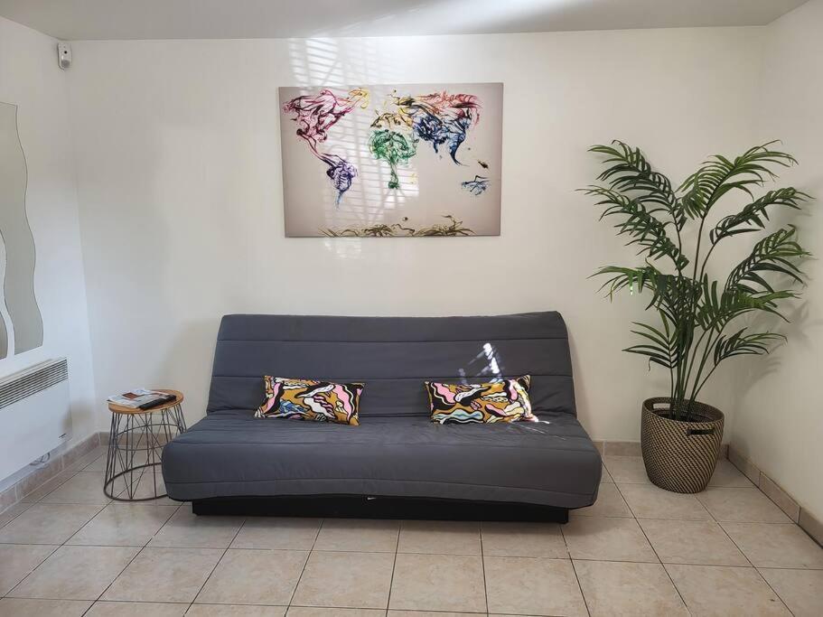 Appartement Paris Disneyland, Parking Gratuit, Rer A ノワジー＝ル＝グラン エクステリア 写真